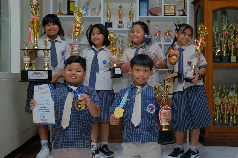 Juara 1 OSN Sains SD